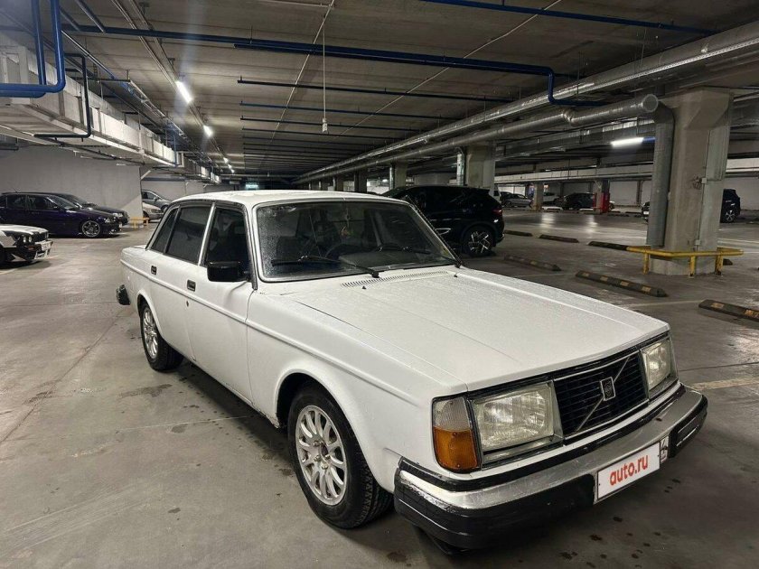 Volvo 240 1984