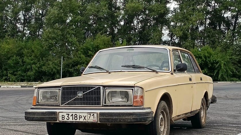 Volvo 244