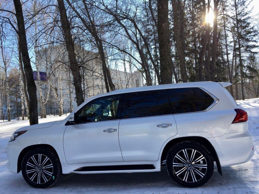 Lexus lx 570 2019
