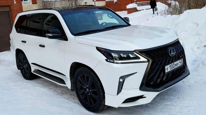 Лексус 570 белый антихром