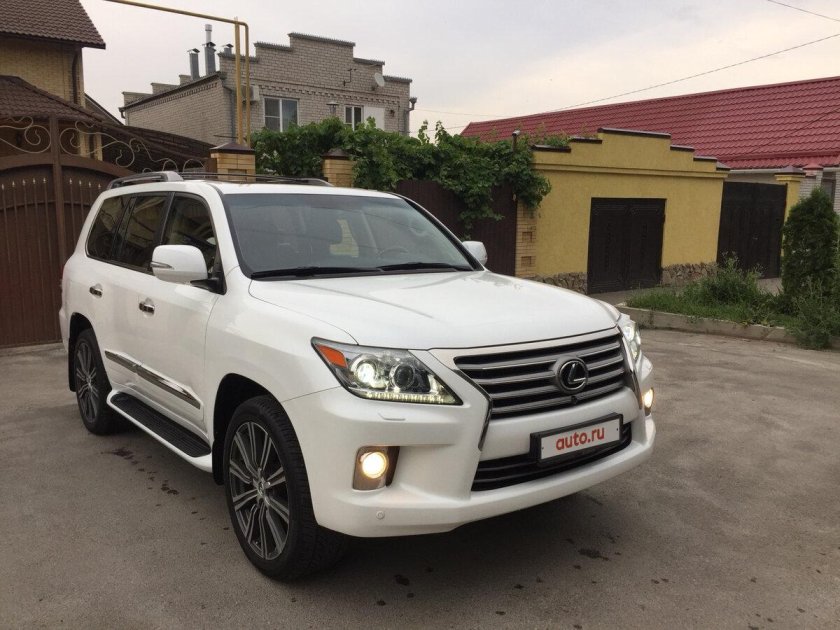 Лексус 570 2012 белый