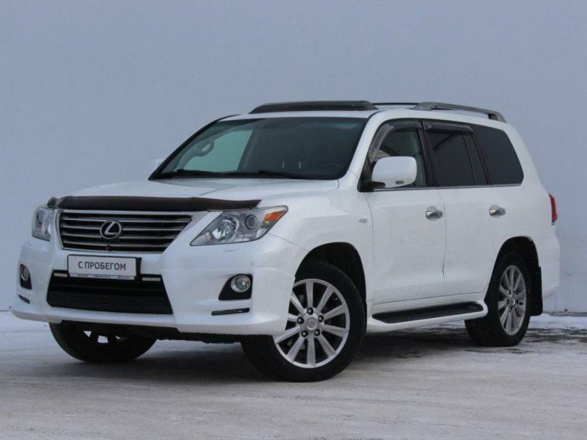 Джип Лексус LX 570 белый