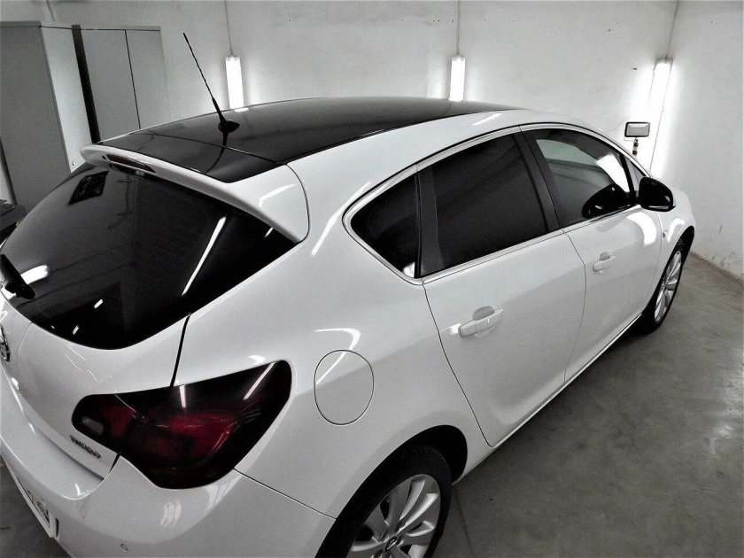Opel Astra j черная крыша