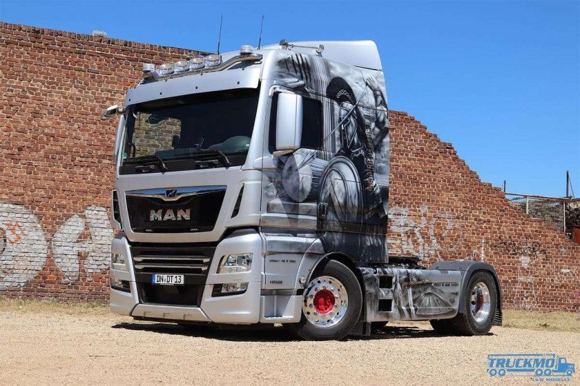 Грузовик man TGX 2020