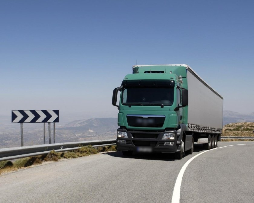 Зелёный man TGS