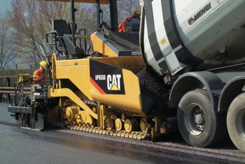 Асфальтоукладчик ap655d