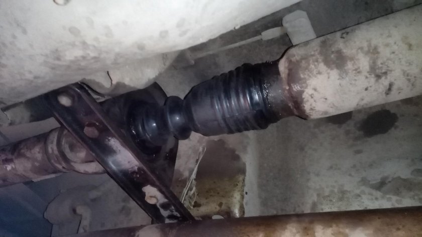 Шлицевой пыльник кардана Опель Омега б