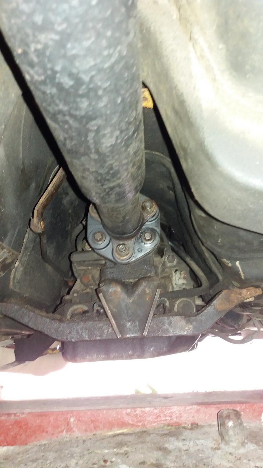 Центральный подшипник кардана Опель Омега