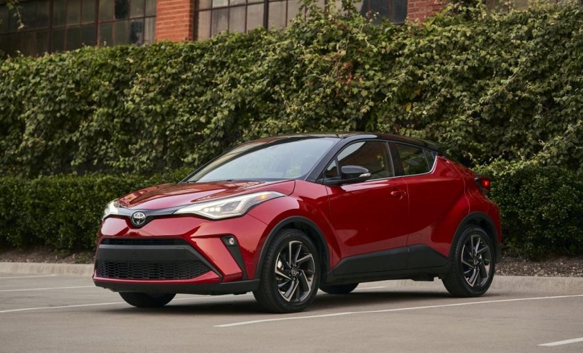 Тойота Chr 2021