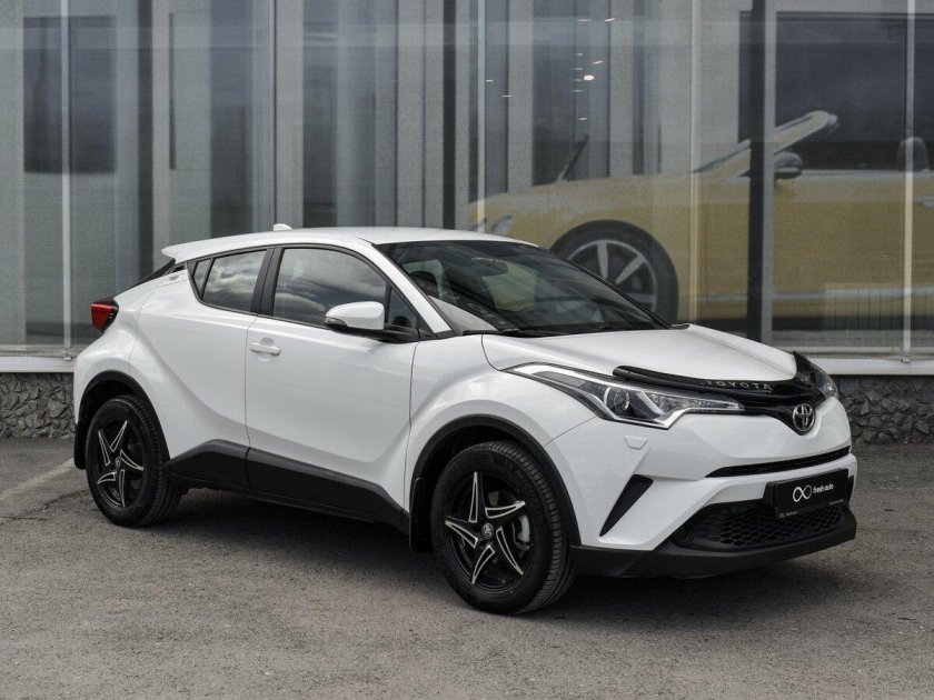 Тойота Chr 2019