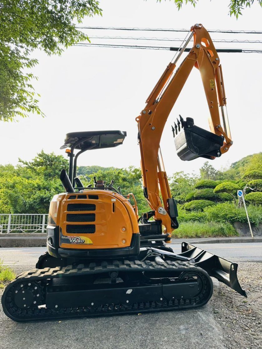 Мини экскаватор