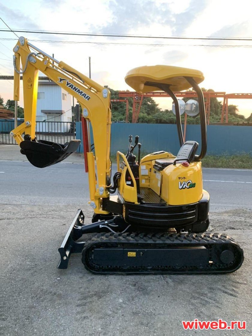 Российский мини экскаватор