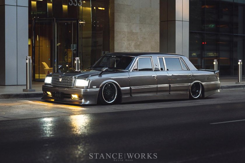 Тойота Центури