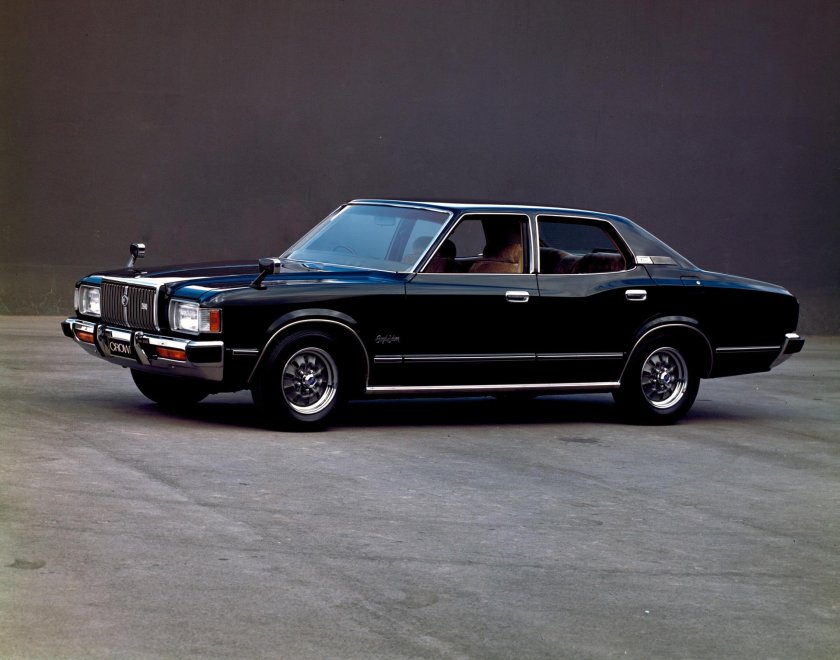 Тойота Краун s80