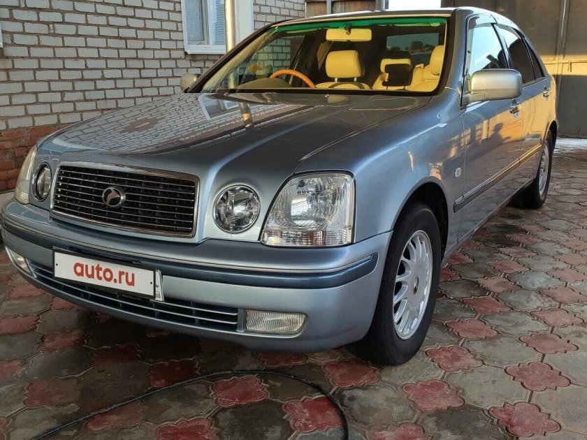 Тойота Прогресс 1998