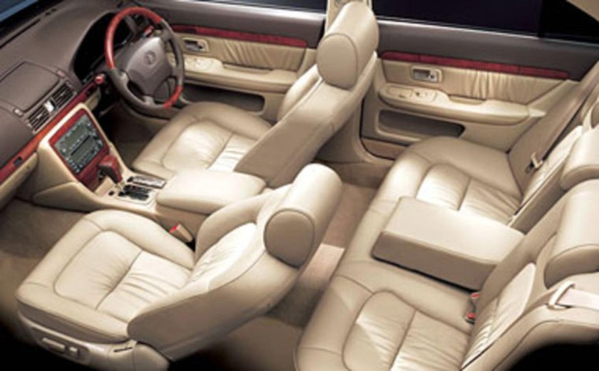 Toyota progres jcg10