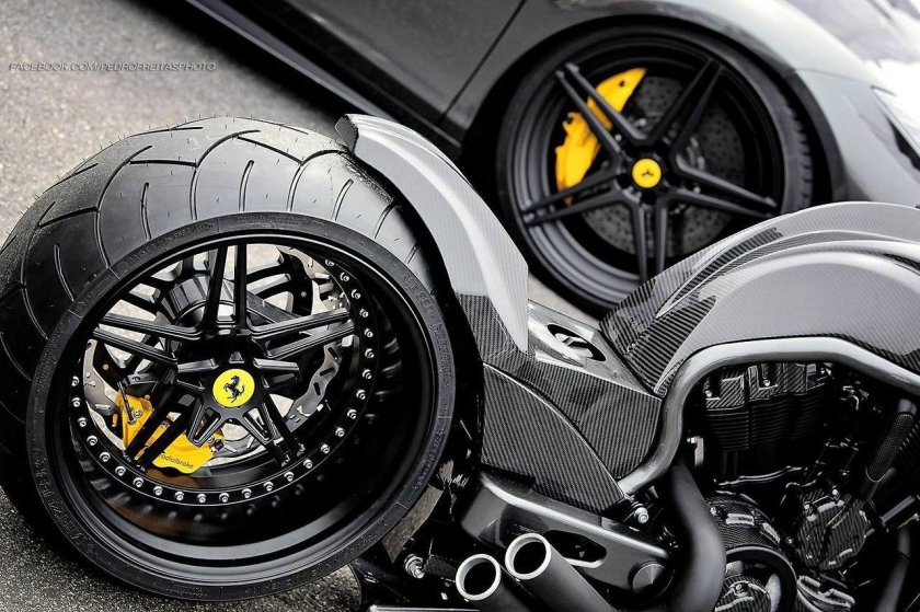 Мотик Феррари