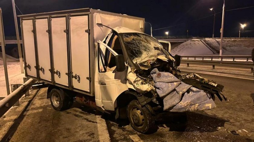 Столкновение грузовиков