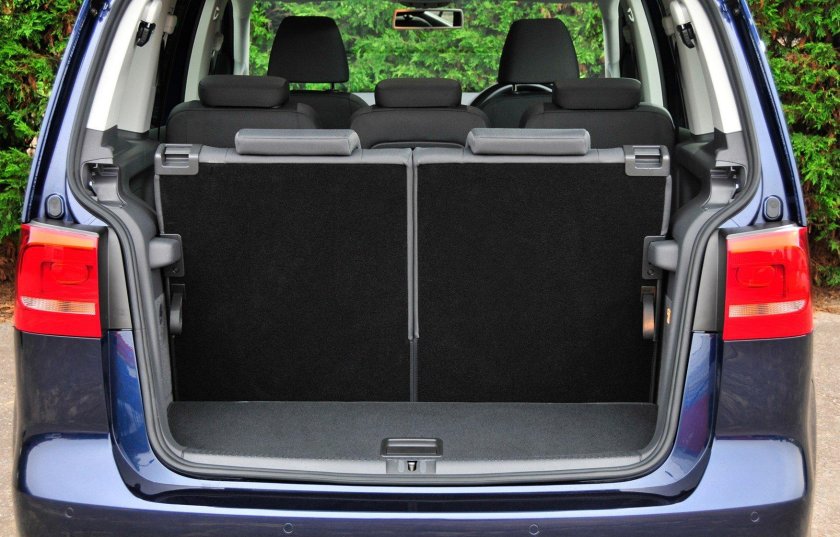 Volkswagen Touran 7 местный