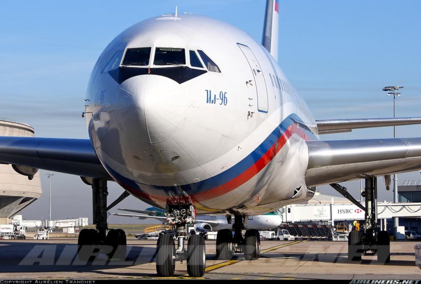 Ил 96 300 шасси