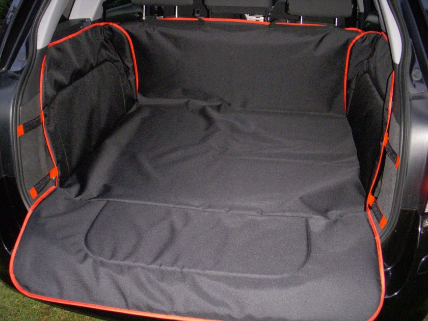 Защитная накидка багажника CF-8100