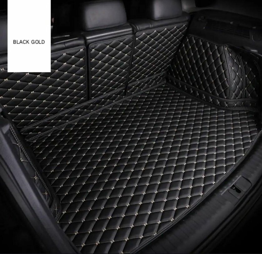 Коврики из экокожи в багажник Митсубиши Паджеро 4