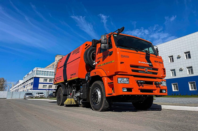 Вакуумная подметально уборочная машина