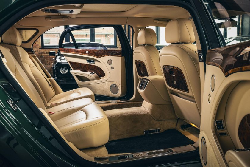 Бентли последняя модель