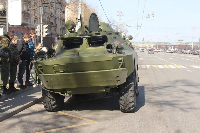 Категория прав на БТР 80