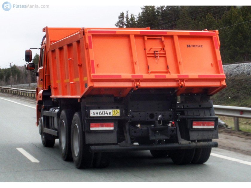 КАМАЗ 65115 сзади