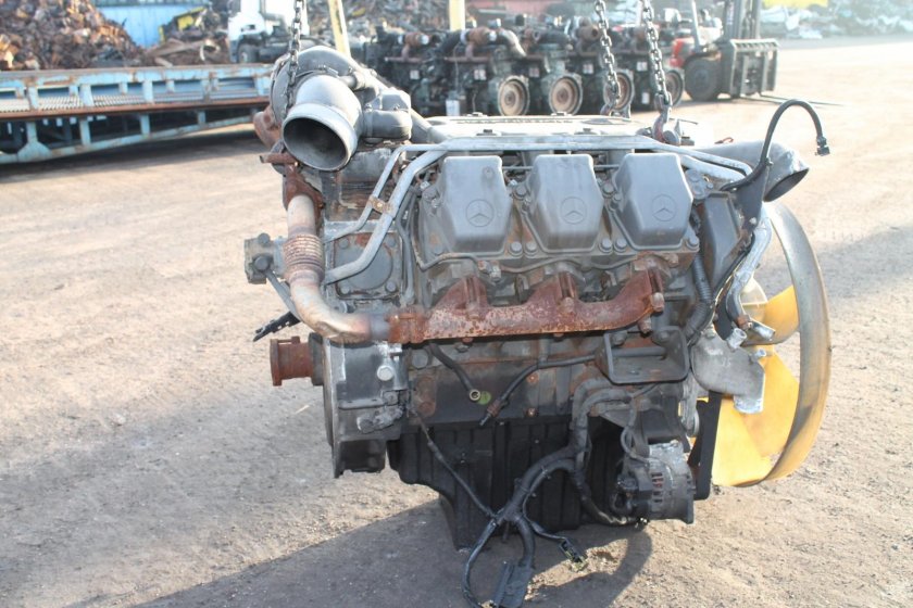 Двигатель Мерседес Актрос v6