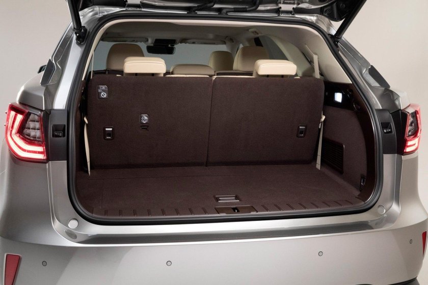 Лексус rx350 багажник