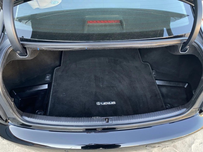 Багажник Лексус ИС 250