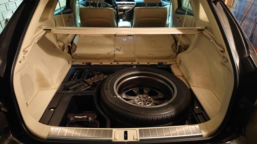 Лексус rx350 багажник