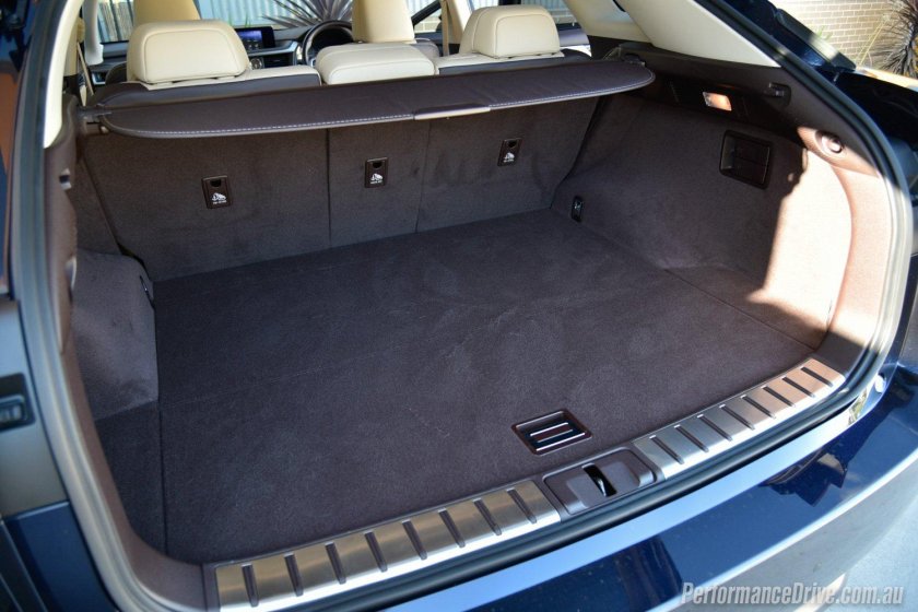 Багажник на Лексус rx300