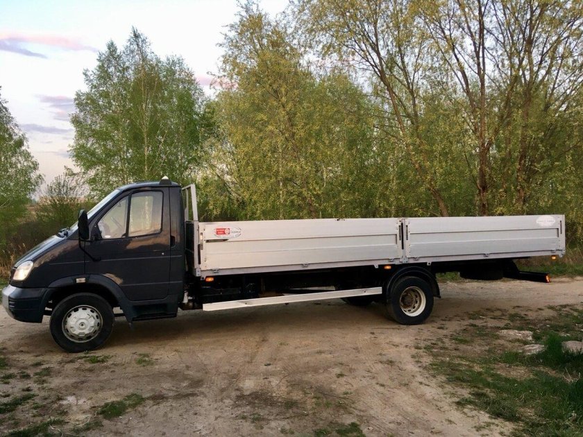 ГАЗ-3310 валдай бортовой