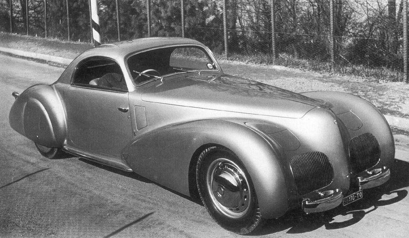 Alfa Romeo 6c 2500 SS Coupe (Bertone)