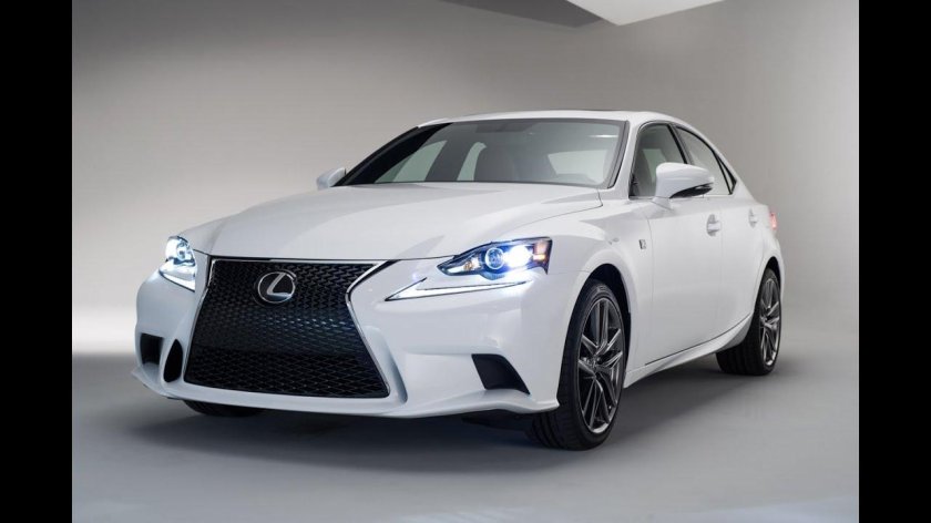 Лексус седан