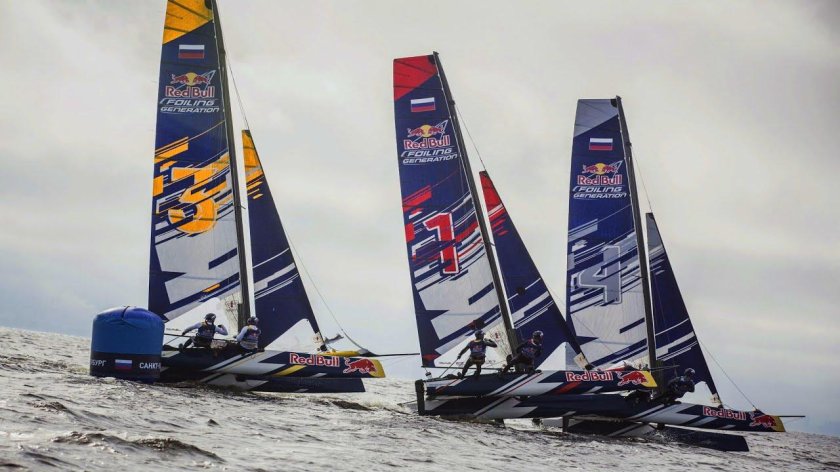 Парусный катамаран Торнадо