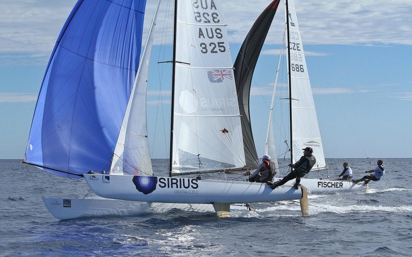 Катамаран Торнадо