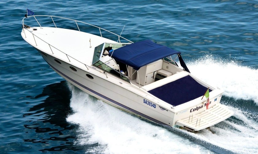 Моторная лодка