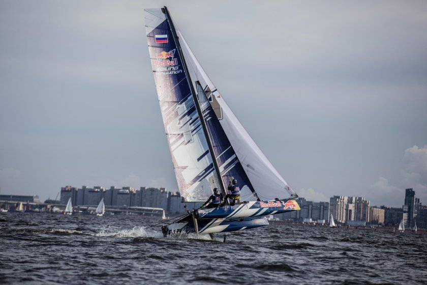 Катамаран Торнадо