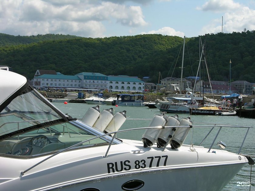 Яхт-клуб Торнадо Новомихайловский