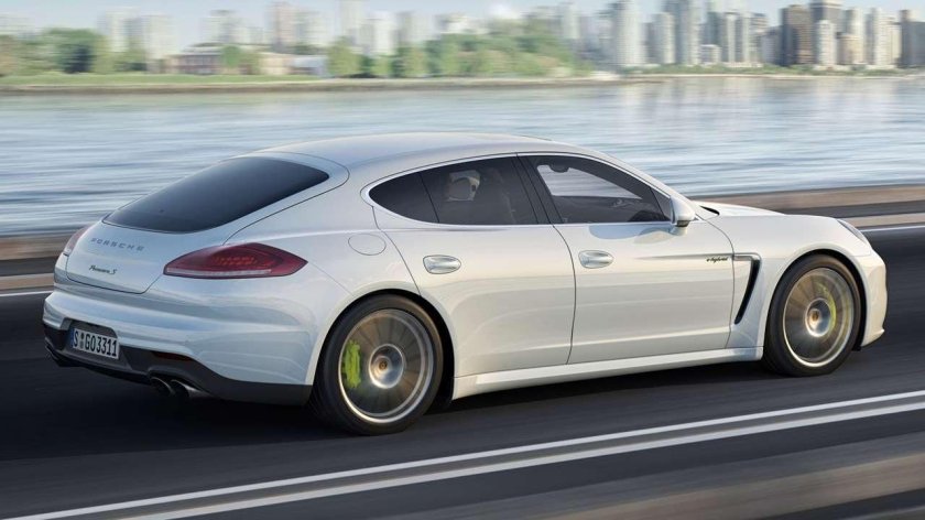 Порше Панамера 970