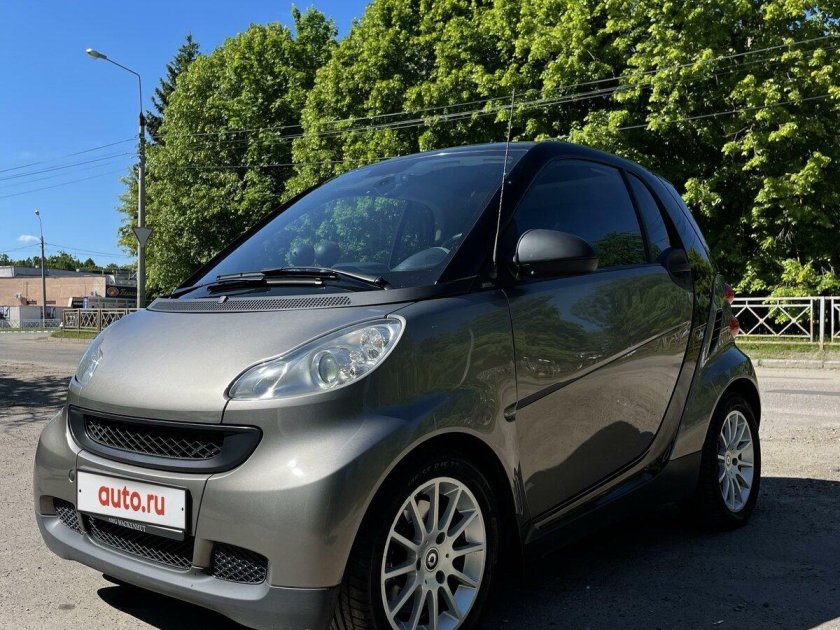 Машина smart fortwo