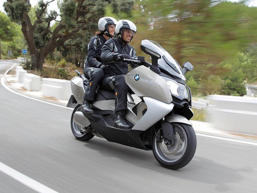 Скутер BMW c650gt