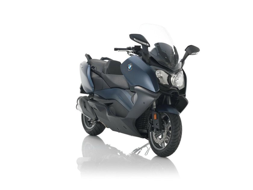 BMW максискутер 650