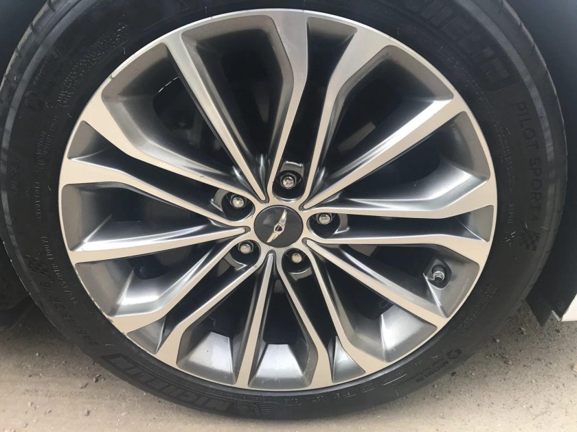 Диски на Хендай Дженезис 80