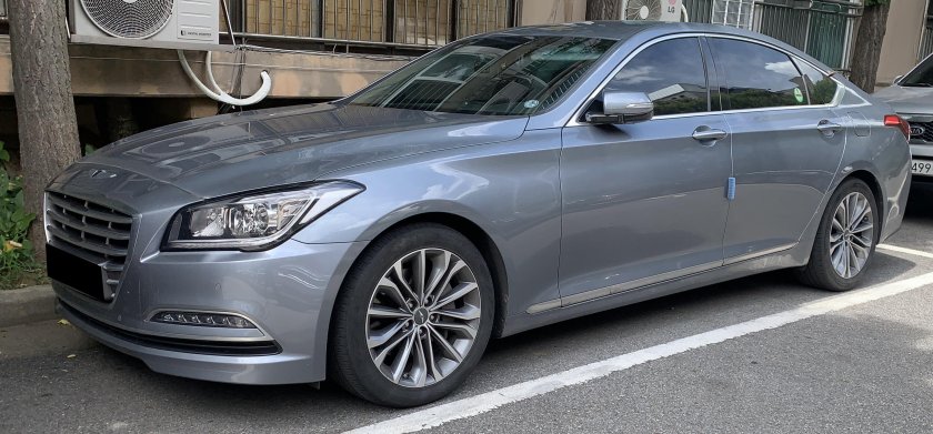 Хендай Genesis удлиненный