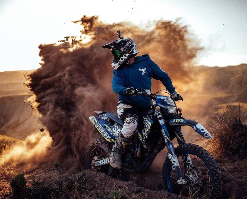 Мотоцикл КТМ Grenzgaenger